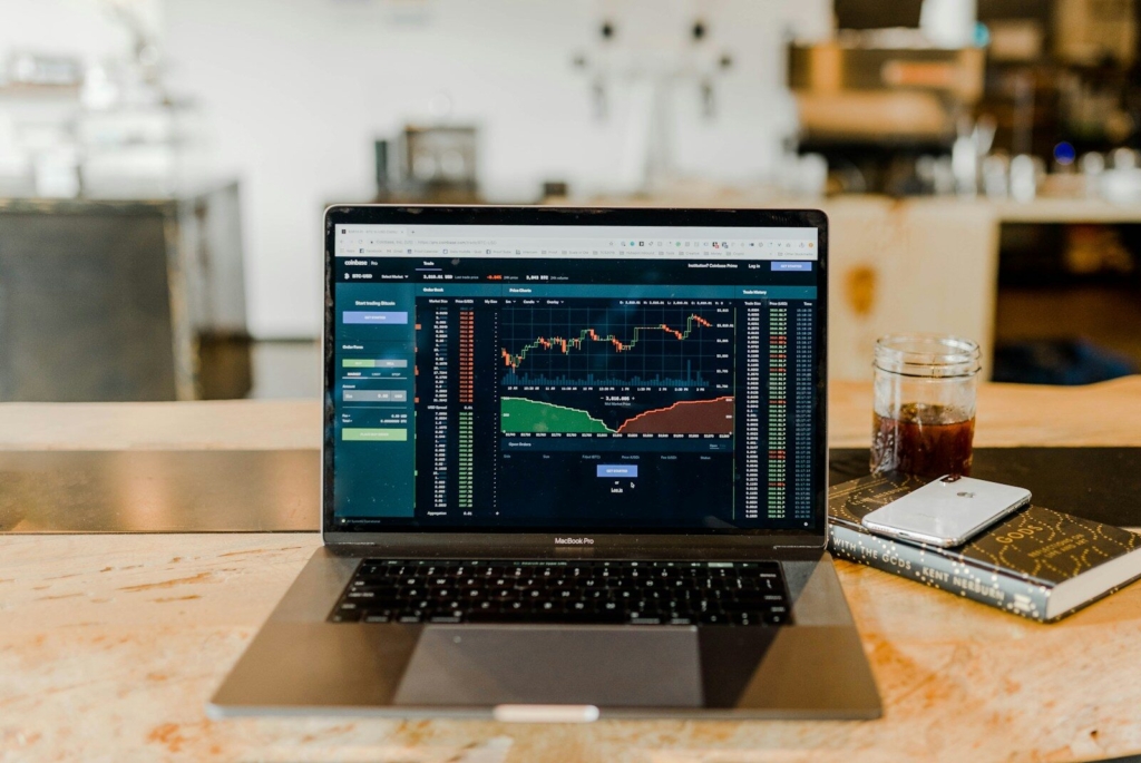 How to connect marketing analytics with business decisions?