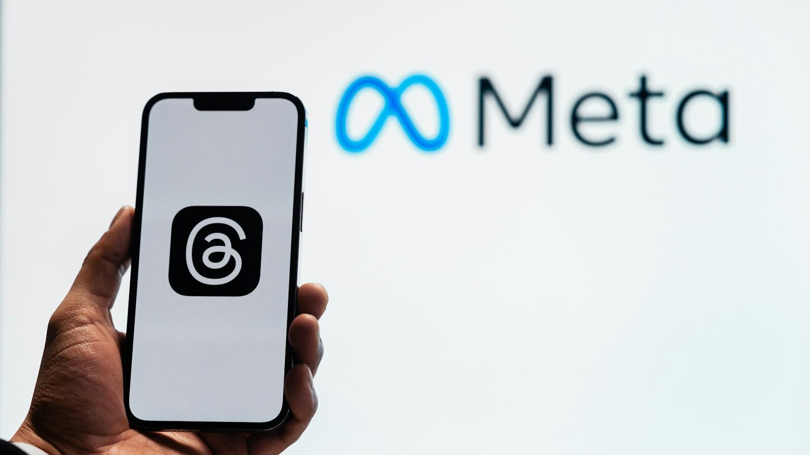 How to structure Meta Ads campaigns for e-commerce growth?