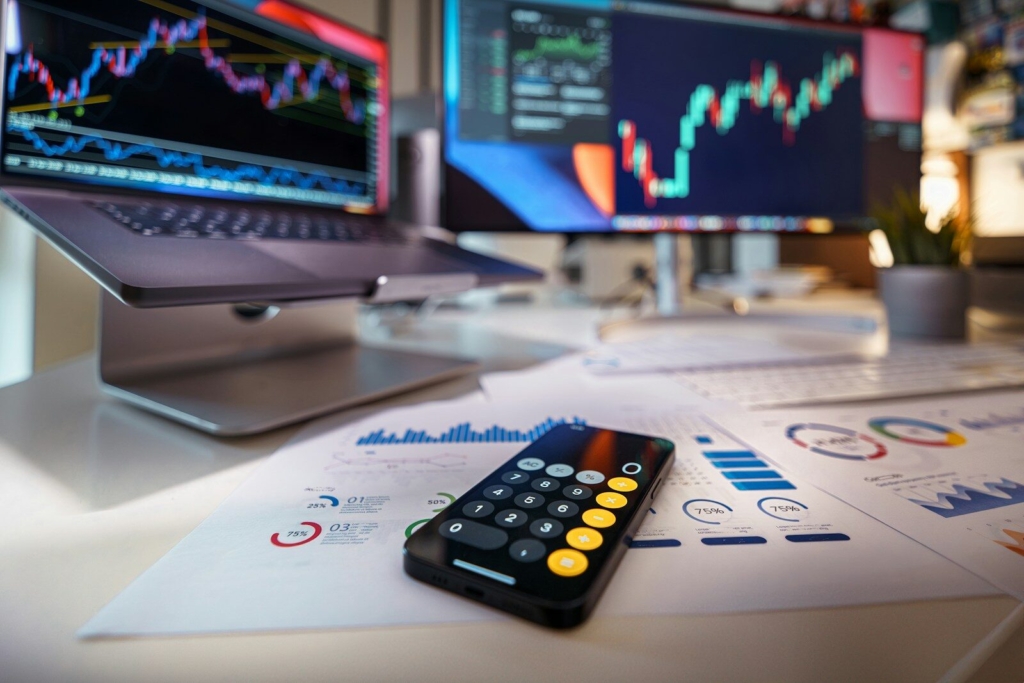 How to track Shopify revenue in GA4 and Google Ads?