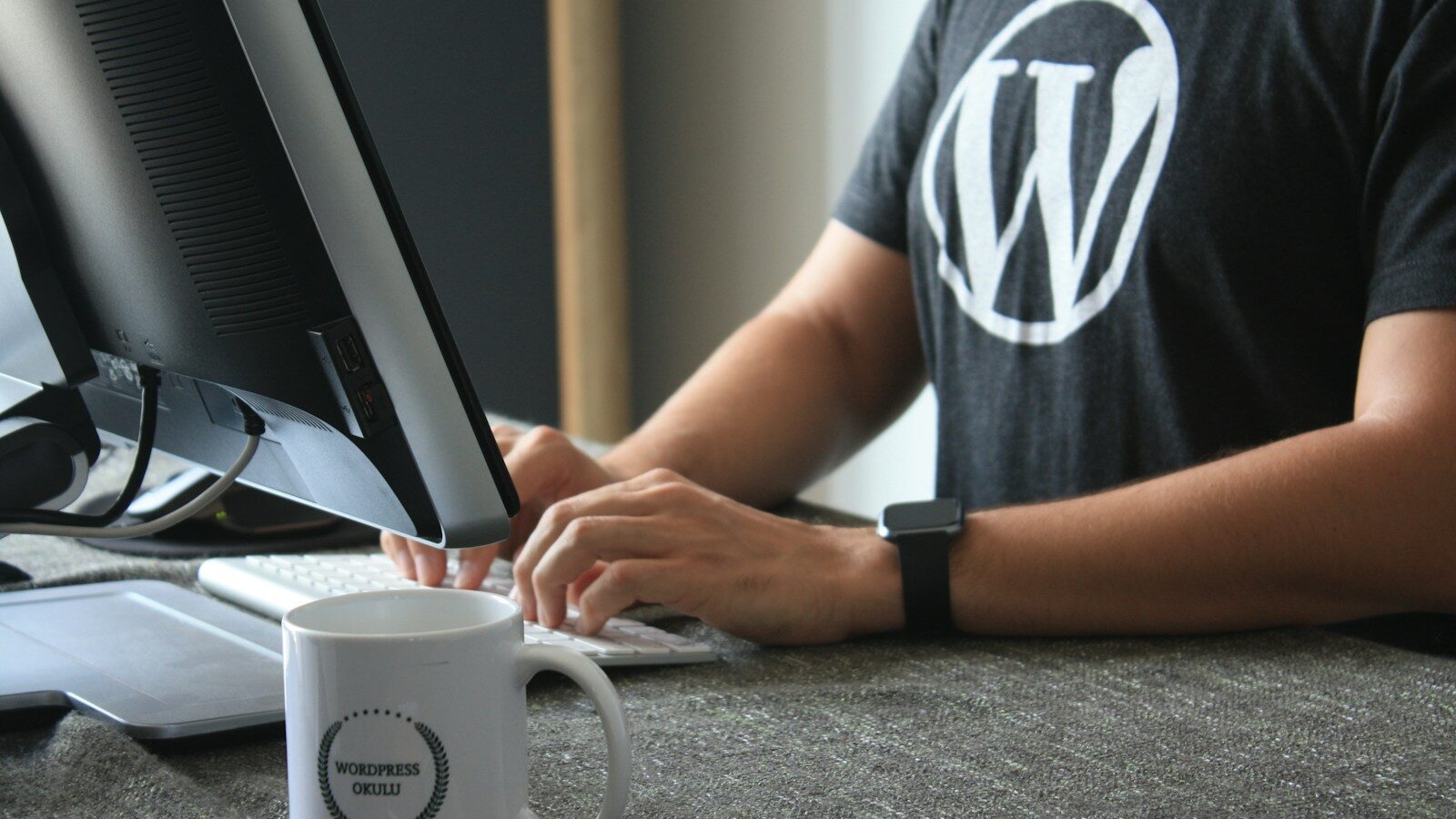 woocommerce or shopify