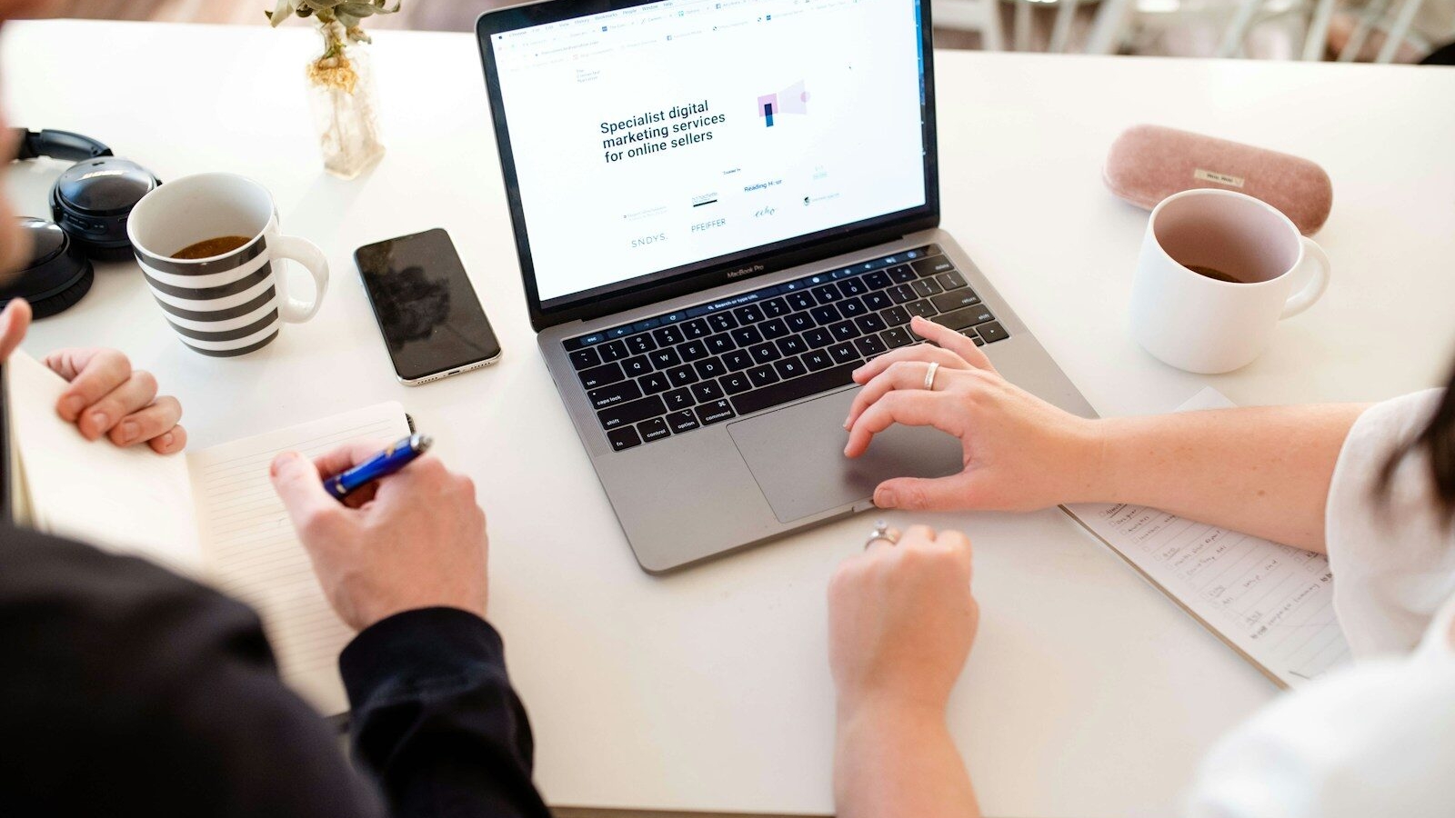 How to choose marketing channels for a startup?