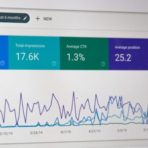 How to build a startup landing page that converts?